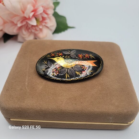 Vintage Russian Gold Bird Brooch Pin Hand Painted Lacquered Flower - Picture 6 of 6
